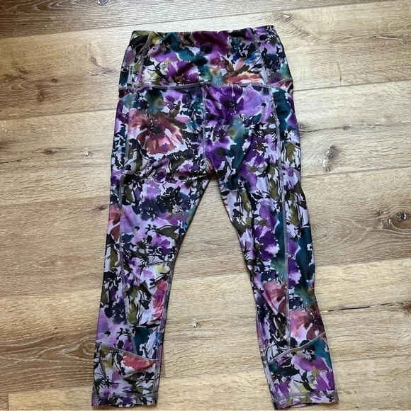 RBX Purple Floral Mid Rise Cropped Leggings Sz Small GUC - Picture 8 of 8